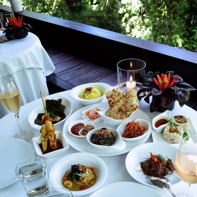 Bridges The 7 Top Restaurants in Bali's cultural and magnificent town - Ubud