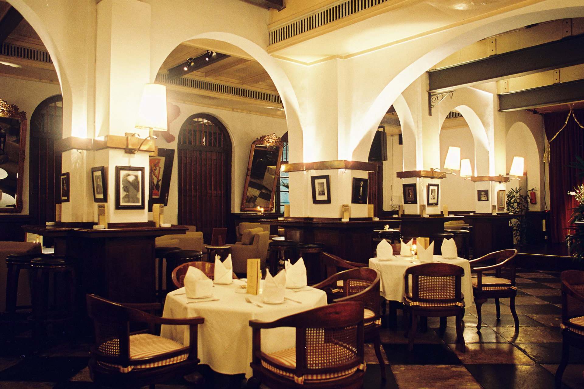 7 Restoran Di Jakarta Yang MEWAH Tapi MURAH 7 Restoran Di Jakarta Yang MEWAH Tapi MURAH