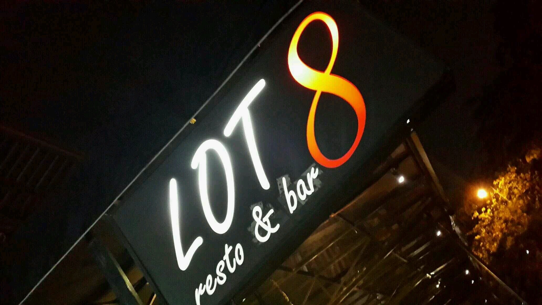 Lot 8 Resto & Bar SCBD